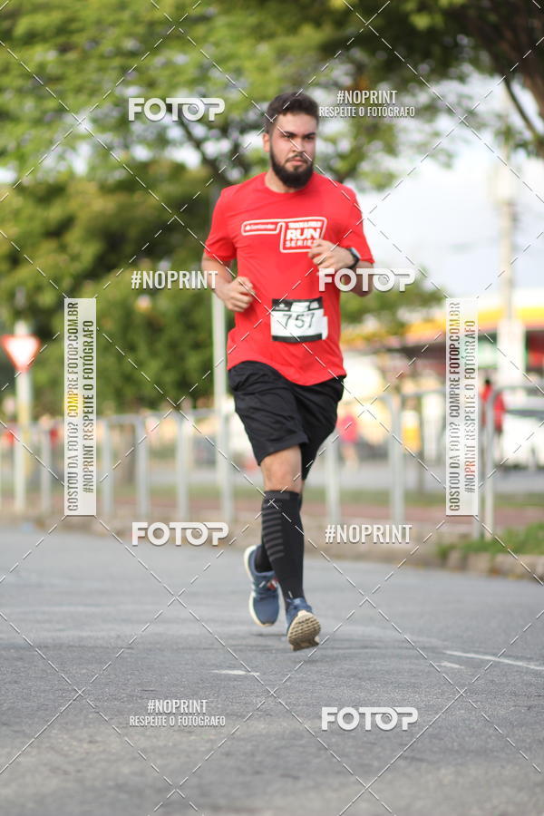 Compre as suas fotos do eventoSantander Track&Field Run Series - Cidade Center Norte no Fotop
