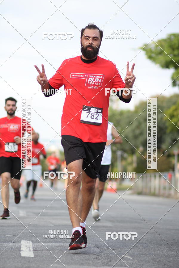 Acquista le foto dell'eventoSantander Track&Field Run Series - Cidade Center Norte in Fotop