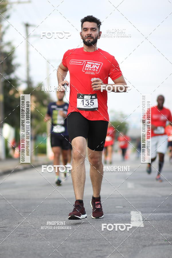 Acquista le foto dell'eventoSantander Track&Field Run Series - Cidade Center Norte in Fotop