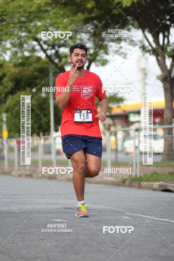 Buy your photos of the eventSantander Track&Field Run Series - Cidade Center Norte on Fotop
