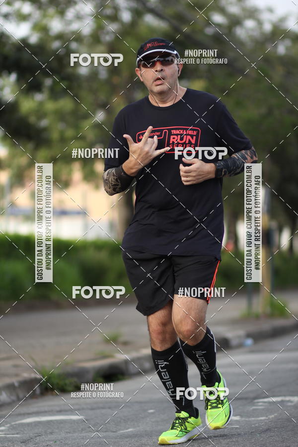 Buy your photos of the eventSantander Track&Field Run Series - Cidade Center Norte on Fotop