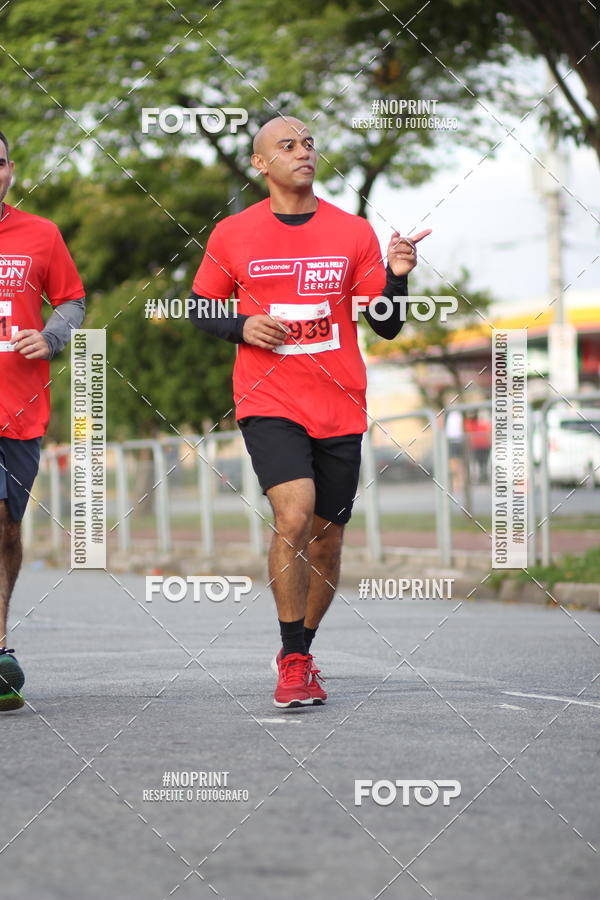 Buy your photos of the eventSantander Track&Field Run Series - Cidade Center Norte on Fotop