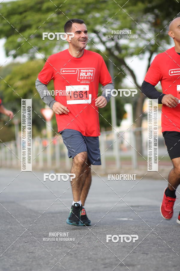 Buy your photos of the eventSantander Track&Field Run Series - Cidade Center Norte on Fotop