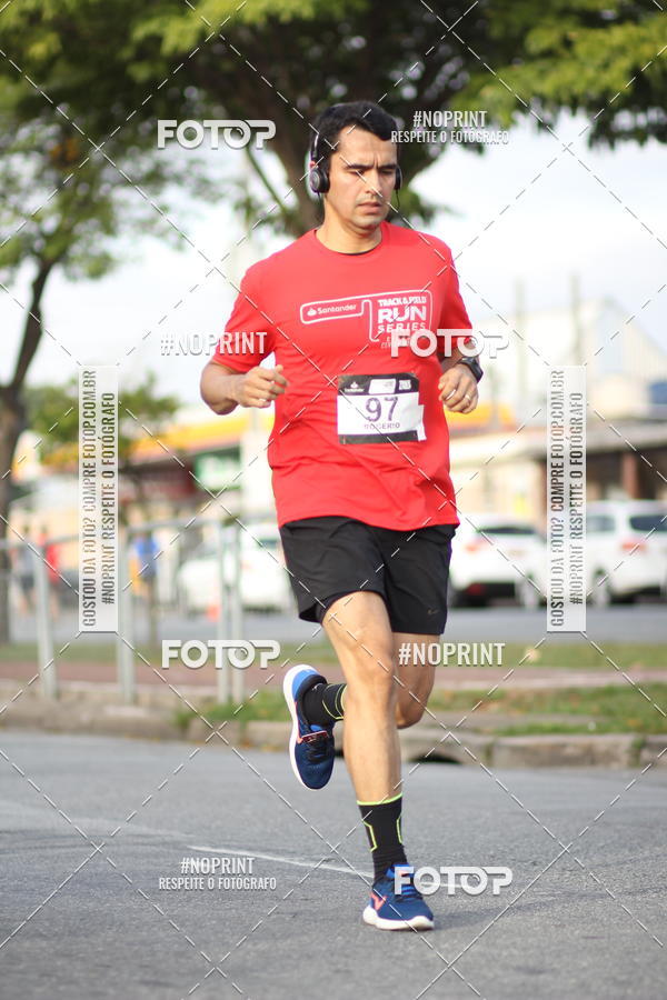 Compre suas fotos do eventoSantander Track&Field Run Series - Cidade Center Norte no Fotop