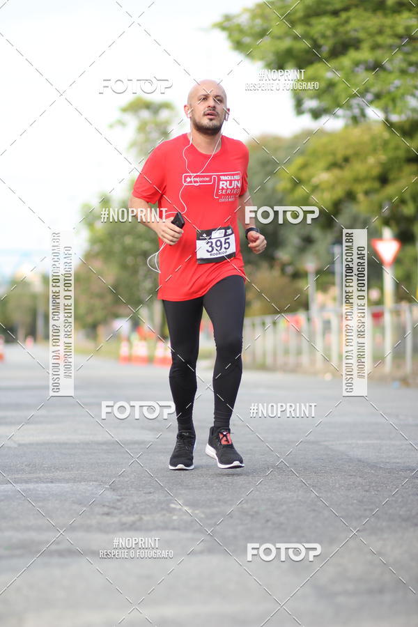 Compre suas fotos do eventoSantander Track&Field Run Series - Cidade Center Norte no Fotop