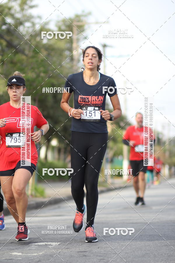 Compre suas fotos do eventoSantander Track&Field Run Series - Cidade Center Norte no Fotop