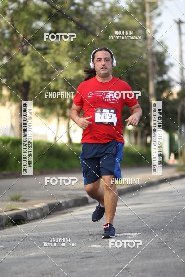 Compra tus fotos del eventoSantander Track&Field Run Series - Cidade Center Norte En Fotop