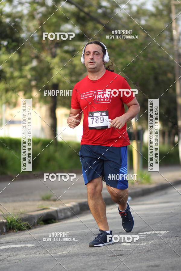 Compra tus fotos del eventoSantander Track&Field Run Series - Cidade Center Norte En Fotop