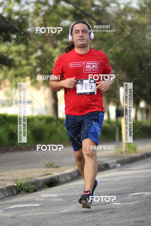 Compra tus fotos del eventoSantander Track&Field Run Series - Cidade Center Norte En Fotop