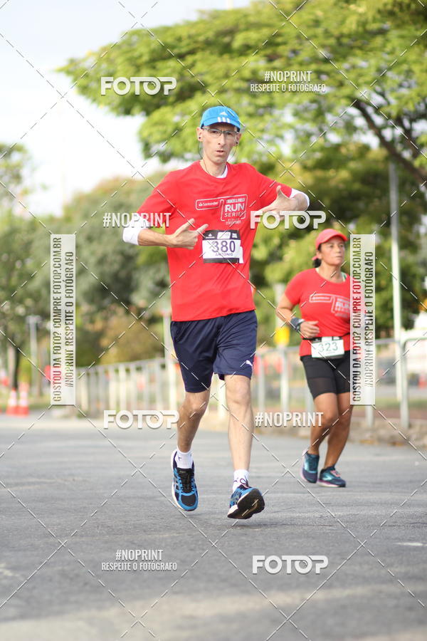 Compra tus fotos del eventoSantander Track&Field Run Series - Cidade Center Norte En Fotop