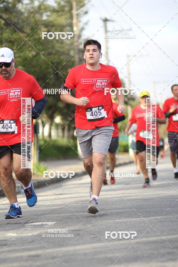 Compra tus fotos del eventoSantander Track&Field Run Series - Cidade Center Norte En Fotop