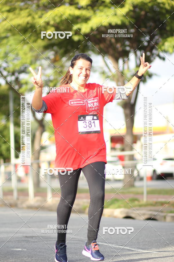 Compra tus fotos del eventoSantander Track&Field Run Series - Cidade Center Norte En Fotop