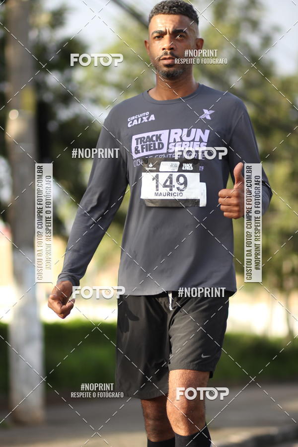 Compra tus fotos del eventoSantander Track&Field Run Series - Cidade Center Norte En Fotop