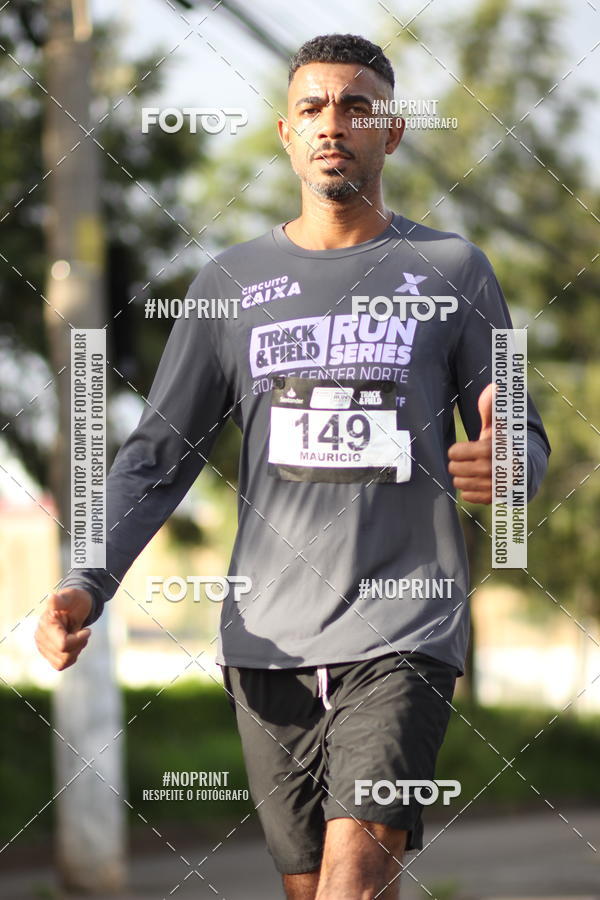 Compra tus fotos del eventoSantander Track&Field Run Series - Cidade Center Norte En Fotop