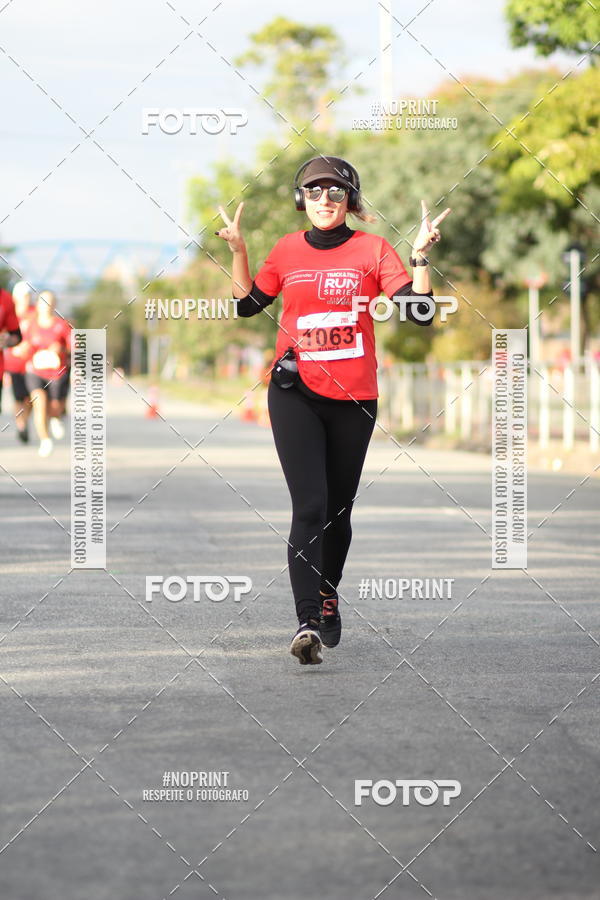 Compra tus fotos del eventoSantander Track&Field Run Series - Cidade Center Norte En Fotop