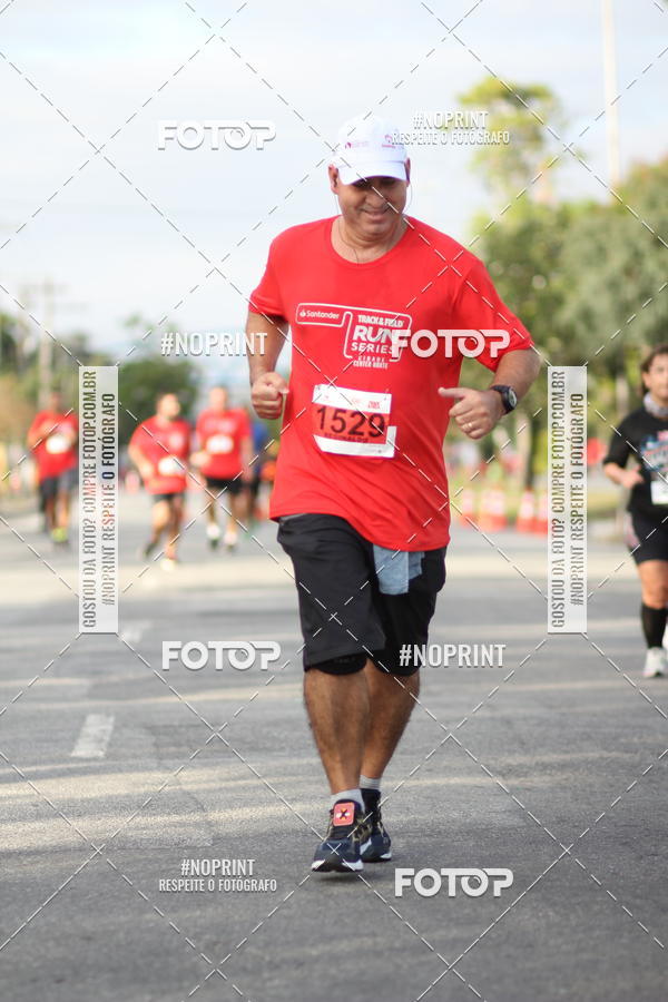 Achetez vos photos de l'vnementSantander Track&Field Run Series - Cidade Center Norte sur Fotop