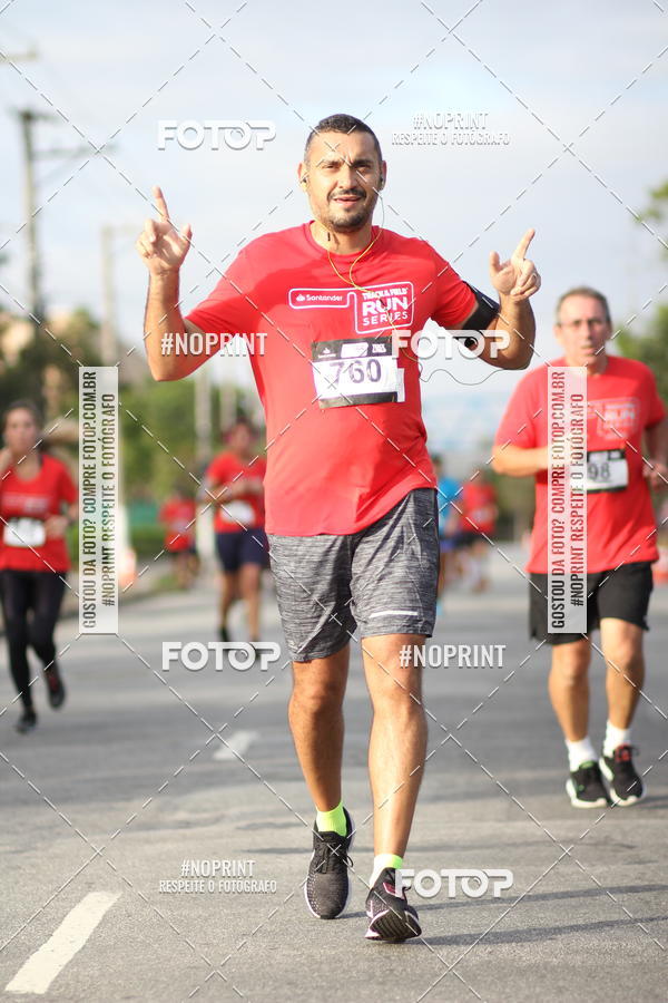 Achetez vos photos de l'vnementSantander Track&Field Run Series - Cidade Center Norte sur Fotop