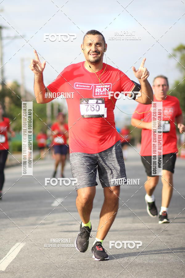 Achetez vos photos de l'vnementSantander Track&Field Run Series - Cidade Center Norte sur Fotop