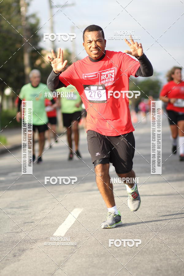 Achetez vos photos de l'vnementSantander Track&Field Run Series - Cidade Center Norte sur Fotop