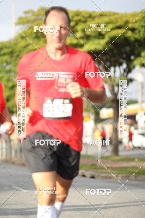 Achetez vos photos de l'vnementSantander Track&Field Run Series - Cidade Center Norte sur Fotop