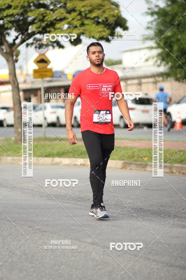Compra tus fotos del eventoSantander Track&Field Run Series - Cidade Center Norte En Fotop