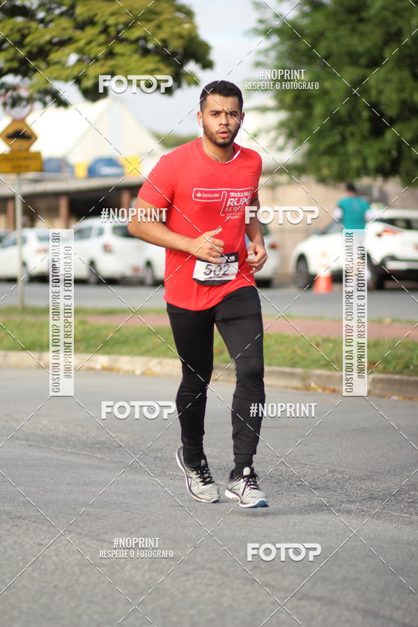 Compra tus fotos del eventoSantander Track&Field Run Series - Cidade Center Norte En Fotop