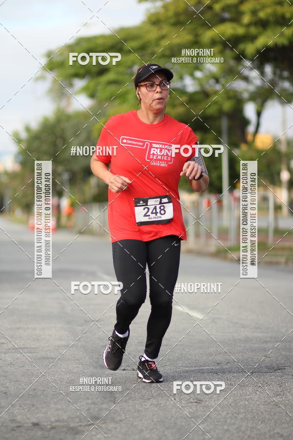 Compra tus fotos del eventoSantander Track&Field Run Series - Cidade Center Norte En Fotop