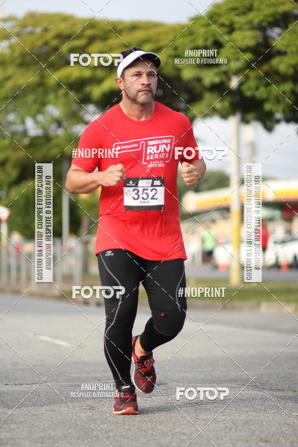 Buy your photos of the eventSantander Track&Field Run Series - Cidade Center Norte on Fotop