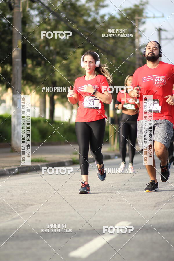 Buy your photos of the eventSantander Track&Field Run Series - Cidade Center Norte on Fotop