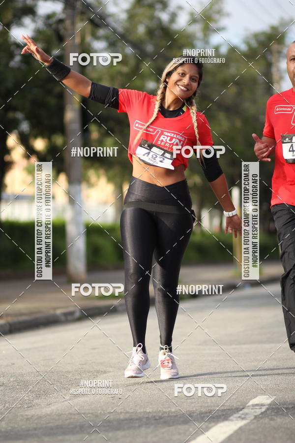 Buy your photos of the eventSantander Track&Field Run Series - Cidade Center Norte on Fotop