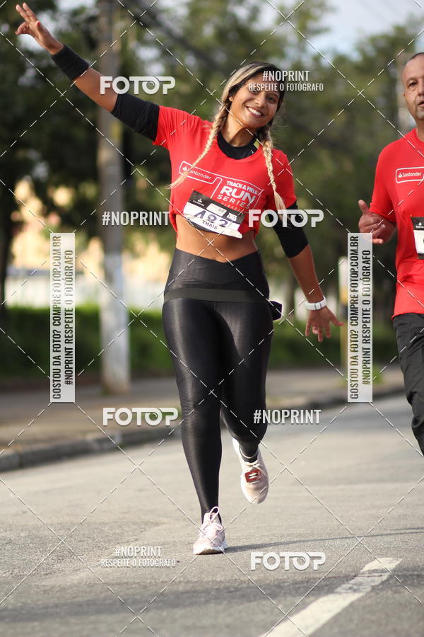 Buy your photos of the eventSantander Track&Field Run Series - Cidade Center Norte on Fotop
