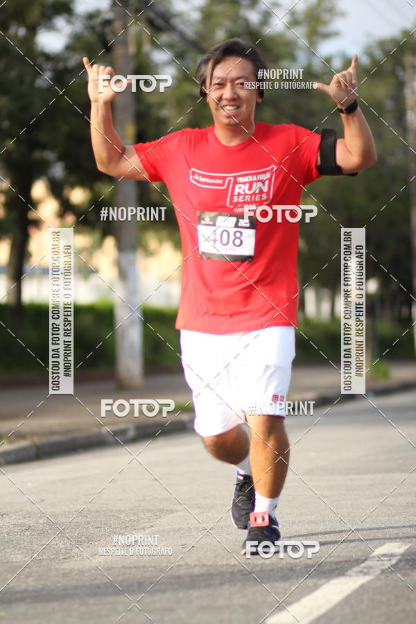 Buy your photos of the eventSantander Track&Field Run Series - Cidade Center Norte on Fotop