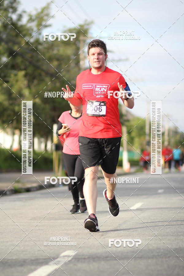 Buy your photos of the eventSantander Track&Field Run Series - Cidade Center Norte on Fotop