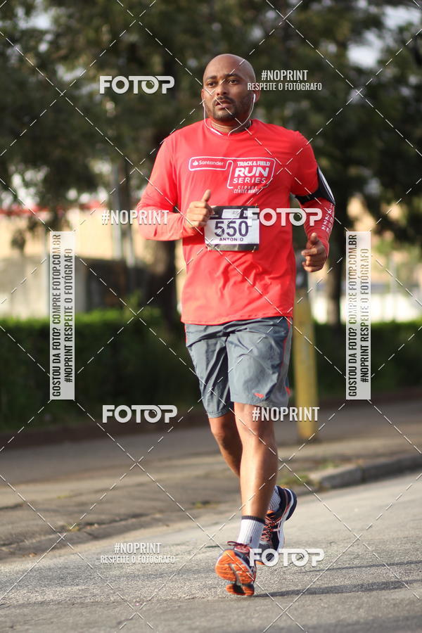 Compre suas fotos do eventoSantander Track&Field Run Series - Cidade Center Norte no Fotop