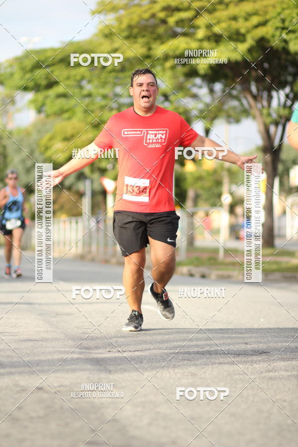 Compre suas fotos do eventoSantander Track&Field Run Series - Cidade Center Norte no Fotop