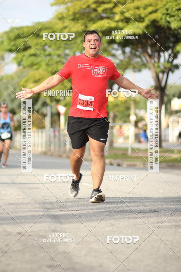 Compre suas fotos do eventoSantander Track&Field Run Series - Cidade Center Norte no Fotop
