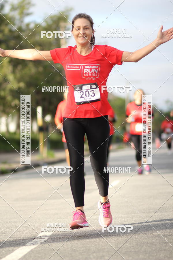 Compre suas fotos do eventoSantander Track&Field Run Series - Cidade Center Norte no Fotop