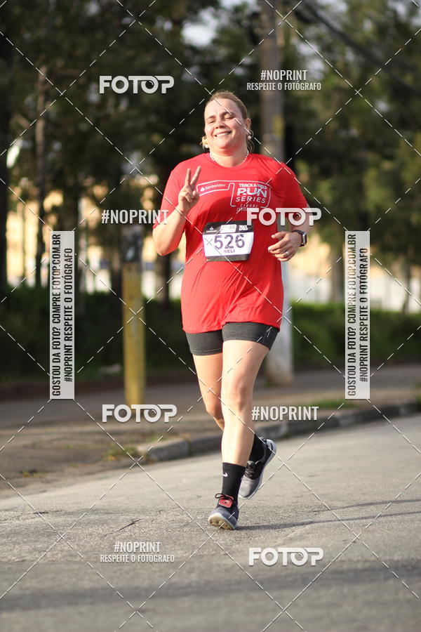 Buy your photos of the eventSantander Track&Field Run Series - Cidade Center Norte on Fotop
