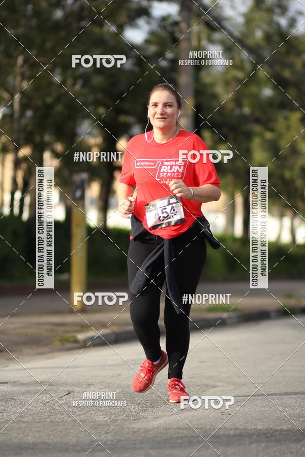Acquista le foto dell'eventoSantander Track&Field Run Series - Cidade Center Norte in Fotop