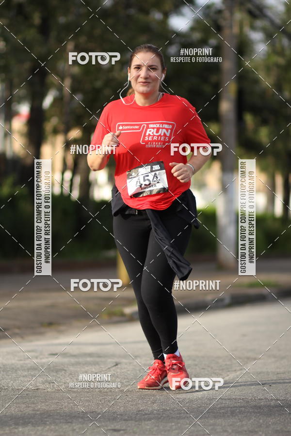 Acquista le foto dell'eventoSantander Track&Field Run Series - Cidade Center Norte in Fotop