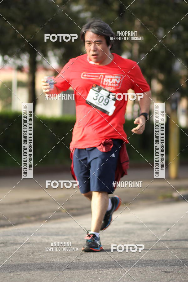 Achetez vos photos de l'vnementSantander Track&Field Run Series - Cidade Center Norte sur Fotop