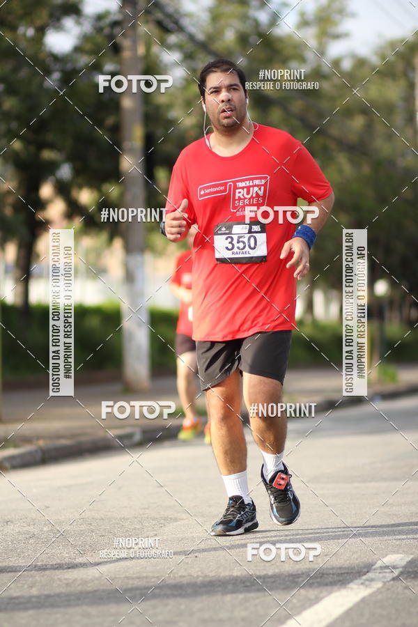 Achetez vos photos de l'vnementSantander Track&Field Run Series - Cidade Center Norte sur Fotop