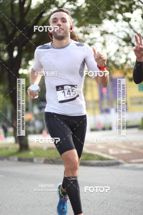 Achetez vos photos de l'vnementSantander Track&Field Run Series - Cidade Center Norte sur Fotop