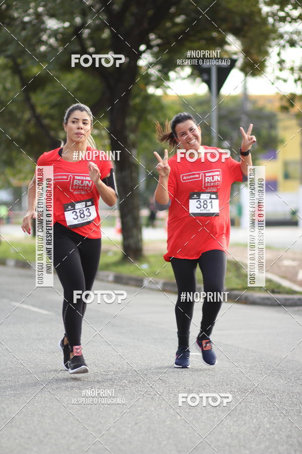 Achetez vos photos de l'vnementSantander Track&Field Run Series - Cidade Center Norte sur Fotop