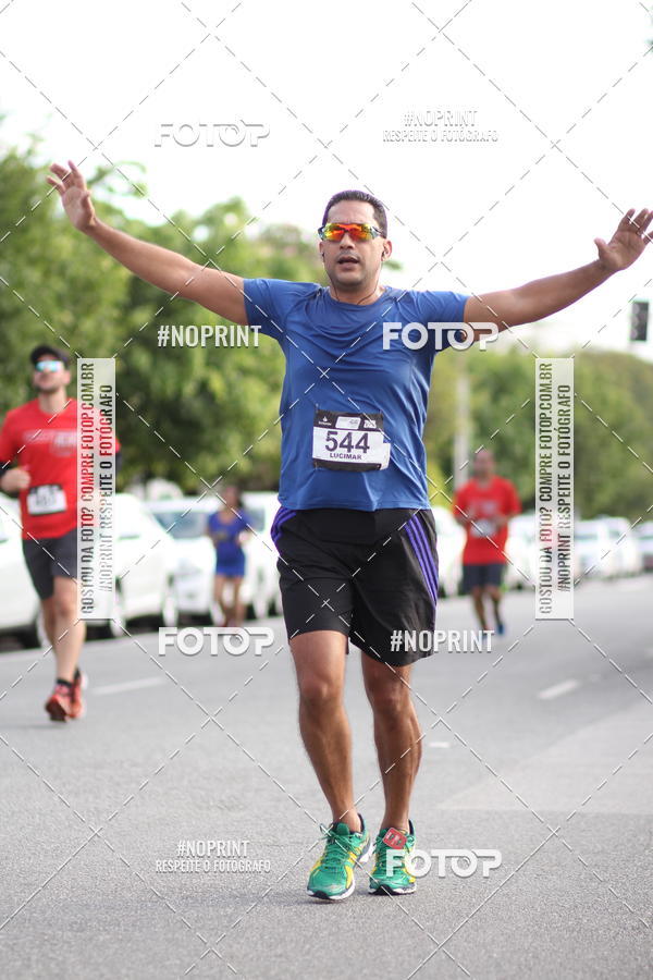 Achetez vos photos de l'vnementSantander Track&Field Run Series - Cidade Center Norte sur Fotop