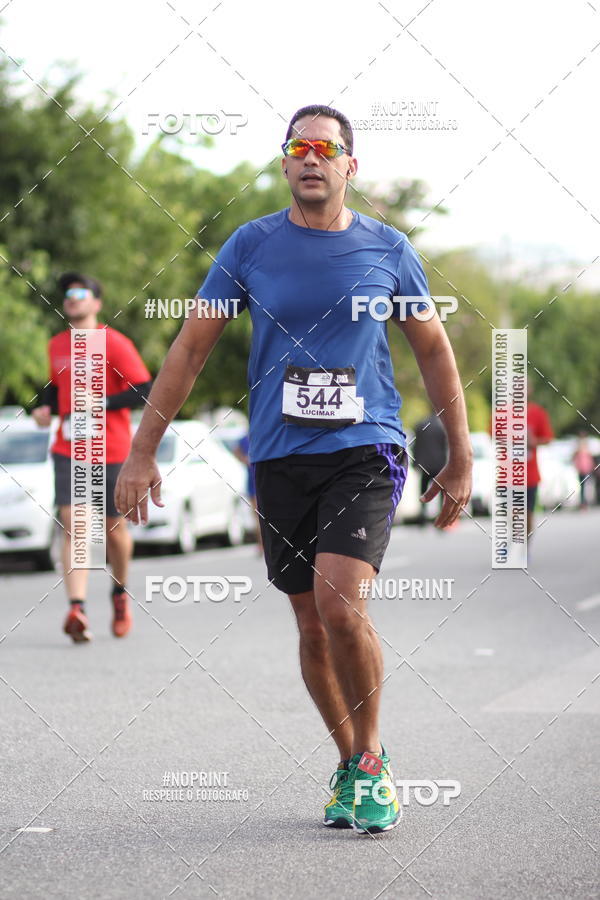 Achetez vos photos de l'vnementSantander Track&Field Run Series - Cidade Center Norte sur Fotop