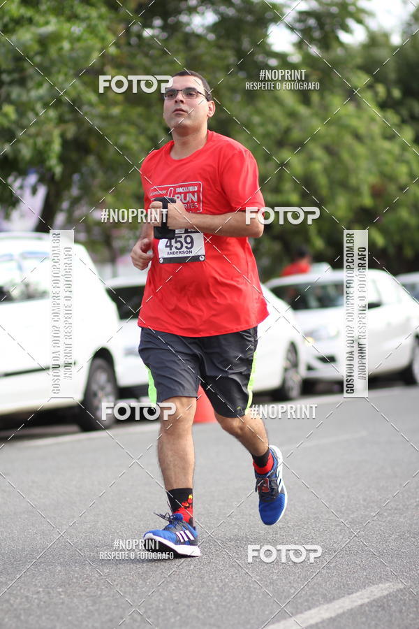 Achetez vos photos de l'vnementSantander Track&Field Run Series - Cidade Center Norte sur Fotop