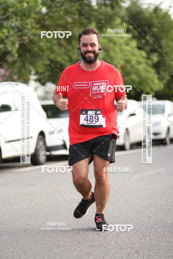 Achetez vos photos de l'vnementSantander Track&Field Run Series - Cidade Center Norte sur Fotop