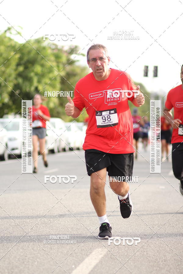 Compra tus fotos del eventoSantander Track&Field Run Series - Cidade Center Norte En Fotop