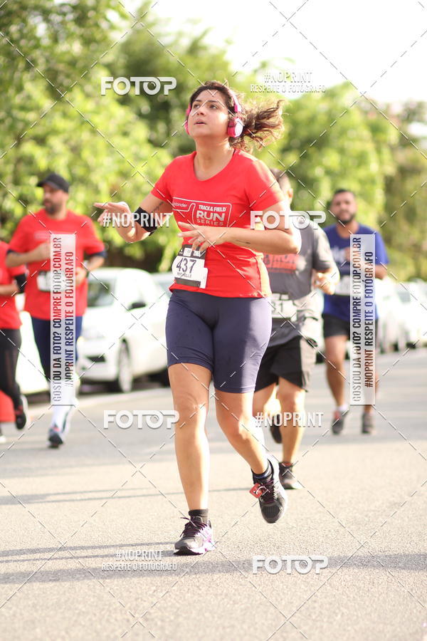 Compra tus fotos del eventoSantander Track&Field Run Series - Cidade Center Norte En Fotop
